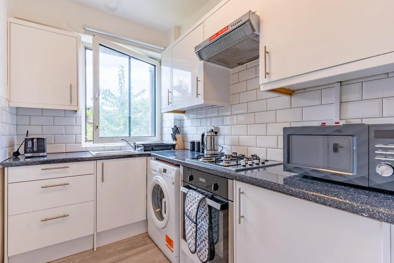 Bright 1 Bed Flat Near London Bridge Apartment