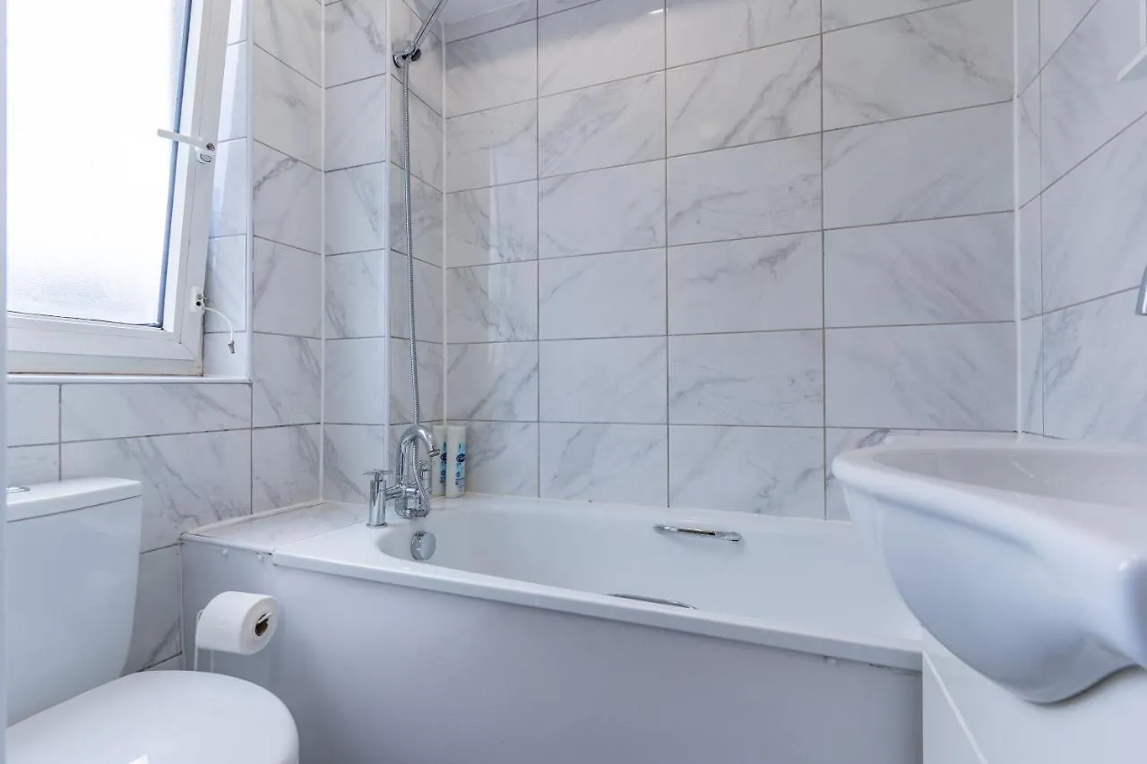 Bright 1 Bed Flat Near London Bridge Apartment